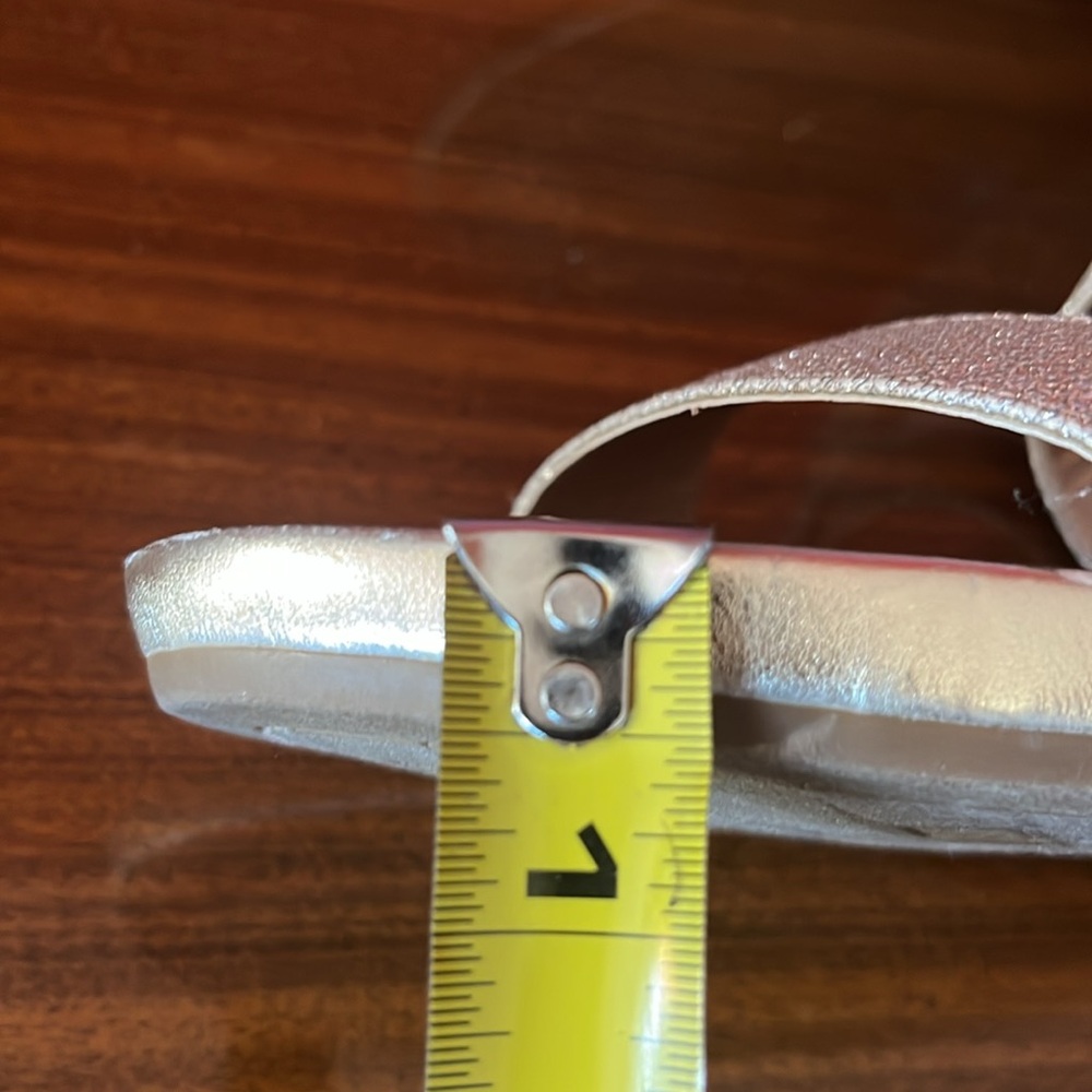 Like new Dream Paris gold sparkling Strappy sandals - Picture 16 of 16